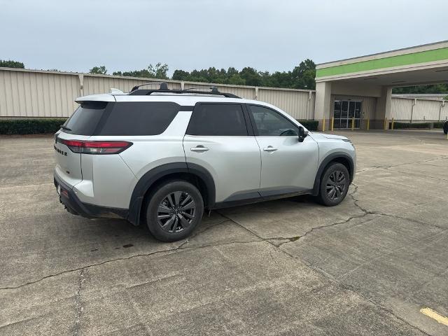 2024 Nissan Pathfinder SV FWD