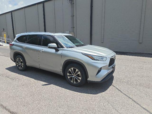 2020 Toyota Highlander XLE for sale in Birmingham, AL