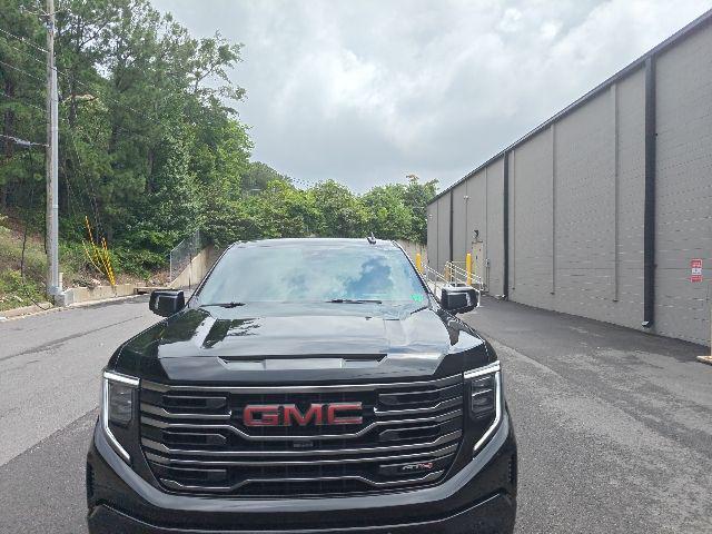 2025 GMC Sierra 1500 4WD Crew Cab Short Box AT4