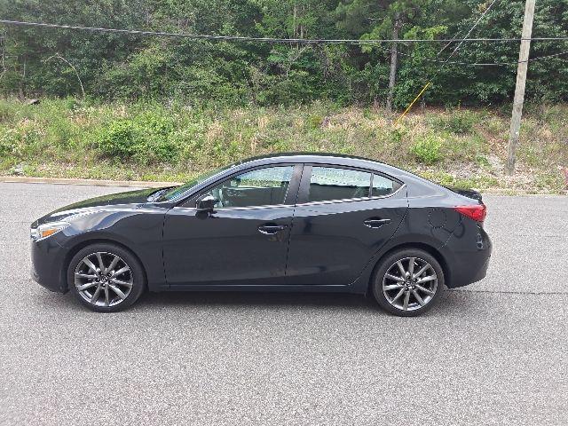 2018 Mazda Mazda3 Touring