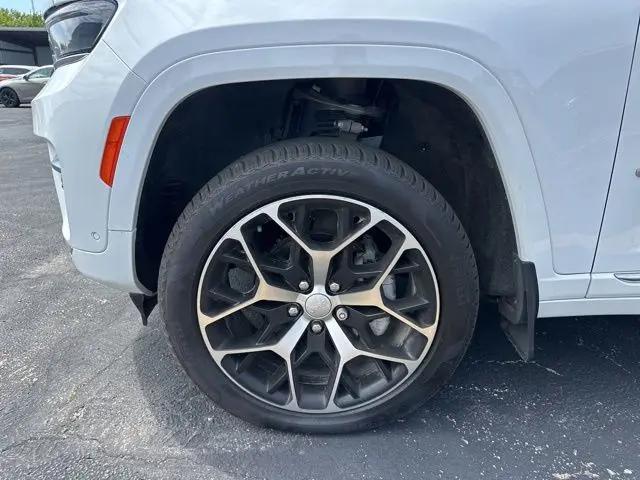 2023 Jeep Grand Cherokee Summit Reserve