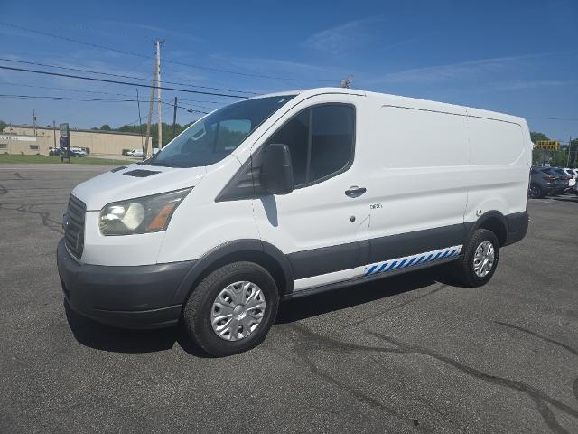 2015 Ford Transit 130 WB Low Roof Cargo