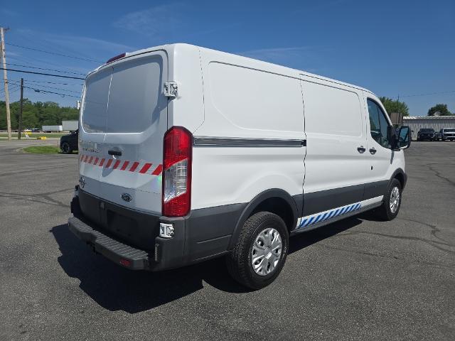 2015 Ford Transit 130 WB Low Roof Cargo