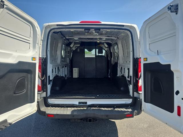 2015 Ford Transit 130 WB Low Roof Cargo