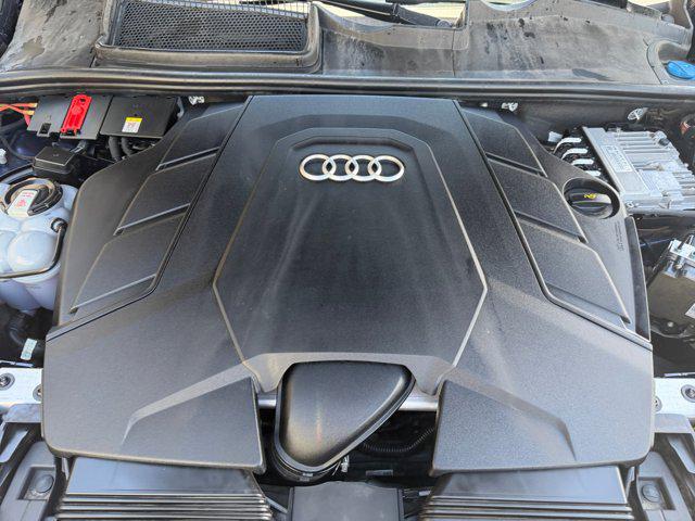 2021 Audi Q8 Prestige 55 TFSI quattro Tiptronic