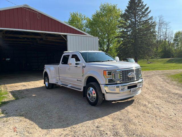2020 Ford F-450 LARIAT