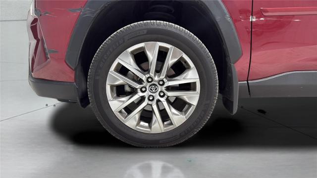 2020 Toyota RAV4 XLE Premium