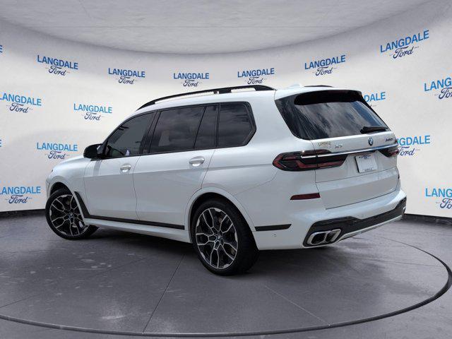 2025 BMW X7 M60i
