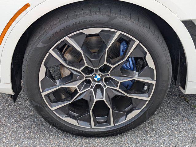 2025 BMW X7 M60i