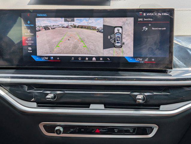 2025 BMW X7 M60i