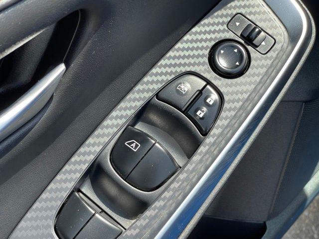 2022 Nissan Sentra SR Xtronic CVT