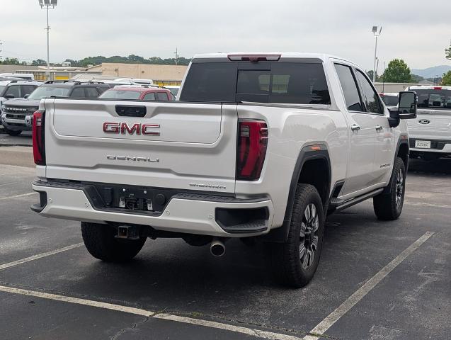 2025 GMC Sierra 2500HD 4WD Crew Cab Standard Bed Denali