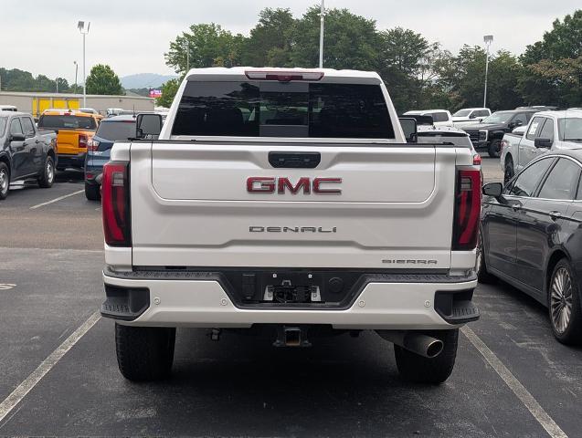 2025 GMC Sierra 2500HD 4WD Crew Cab Standard Bed Denali