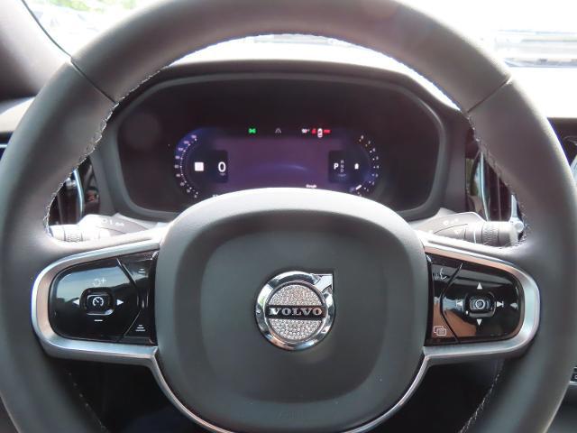 2024 Volvo S60 B5 Plus Black Edition