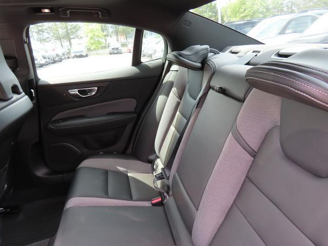 2024 Volvo S60 B5 Plus Black Edition
