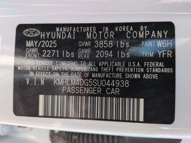 2025 Hyundai Elantra SEL Sport