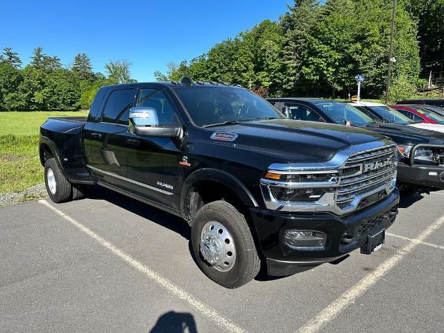 2026 Ram 3500 Limited Mega Cab 4x4 6'4" Box