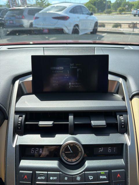 2016 Lexus NX 200t 200t
