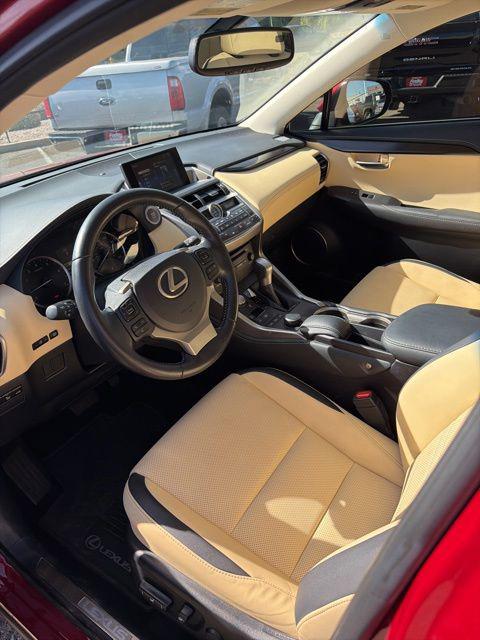 2016 Lexus NX 200t 200t