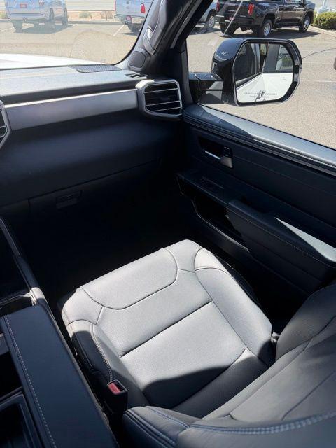 2026 Toyota Tundra Limited CrewMax 5.5' Bed