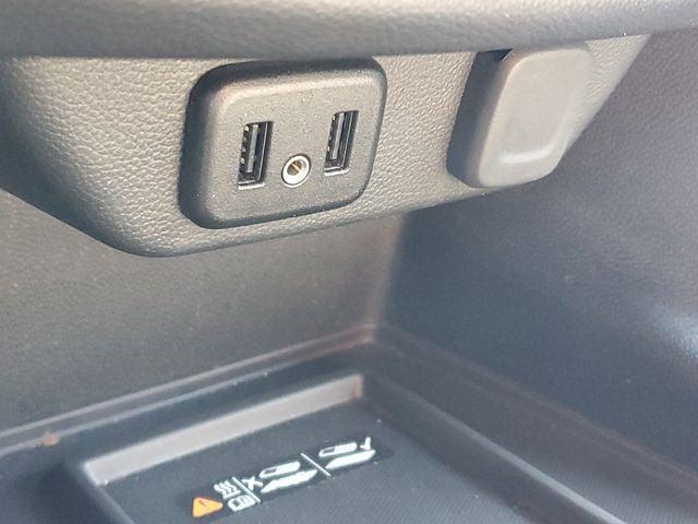 2023 Chevrolet Traverse FWD LT Cloth
