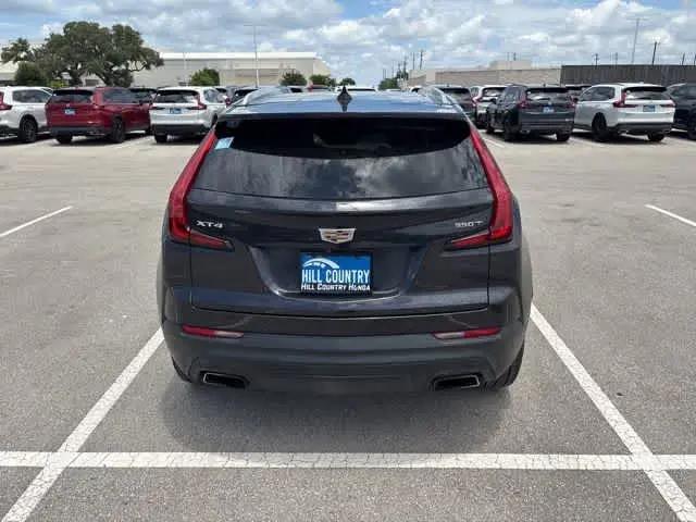 2022 Cadillac XT4 FWD Luxury