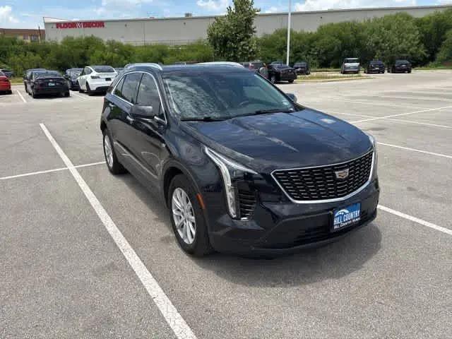 2022 Cadillac XT4 FWD Luxury
