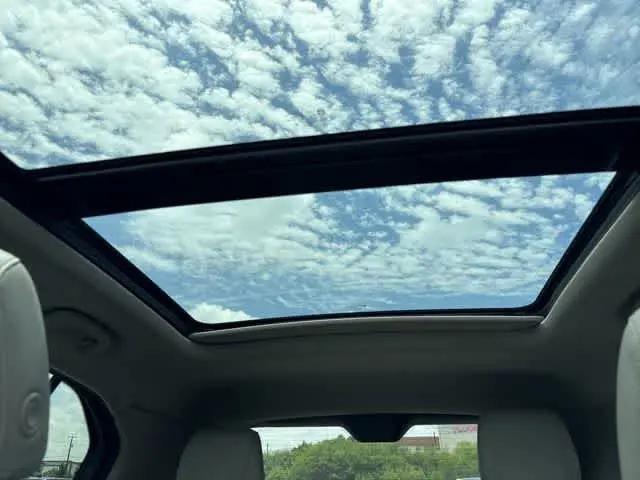 2022 Cadillac XT4 FWD Luxury