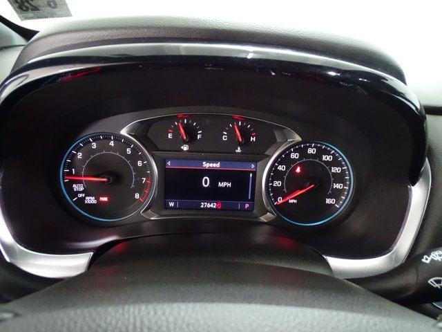 2023 Chevrolet Traverse AWD LT Cloth