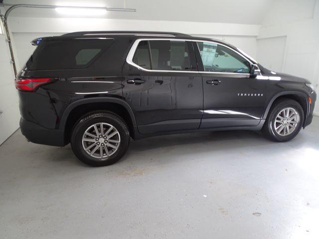 2023 Chevrolet Traverse AWD LT Cloth