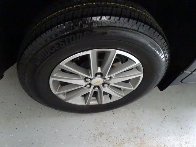 2023 Chevrolet Traverse AWD LT Cloth