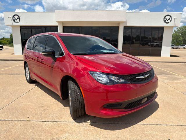 2026 Chrysler Voyager VOYAGER LX