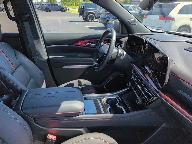 2025 Chevrolet Traverse FWD RS