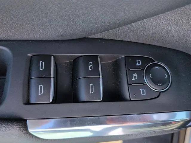 2025 Chevrolet Traverse FWD RS