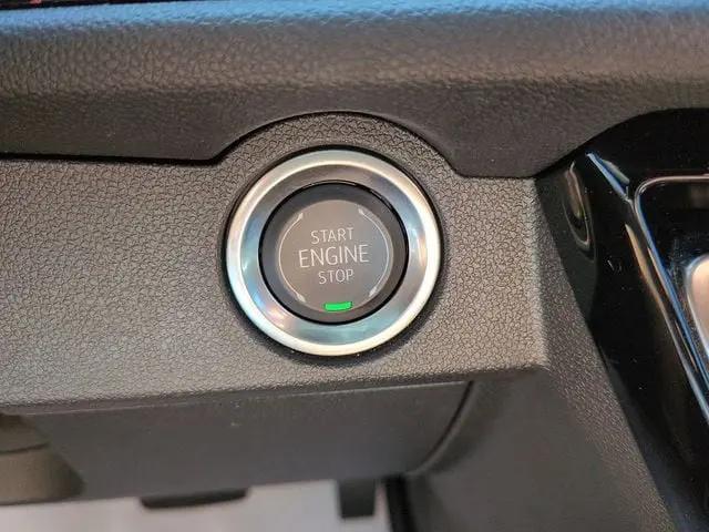 2025 Chevrolet Traverse FWD RS