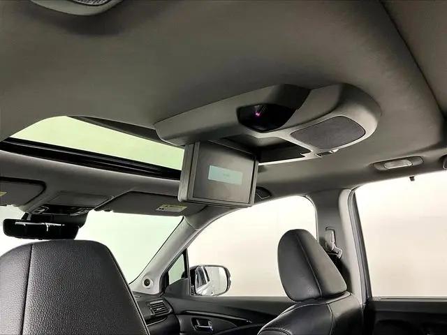 2020 Honda Pilot AWD Elite