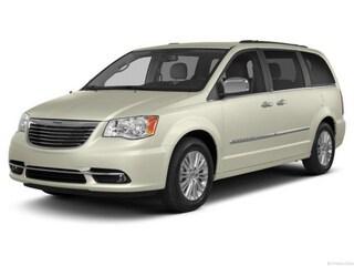2013 Chrysler Town & Country Limited for sale in Burnsville, MN