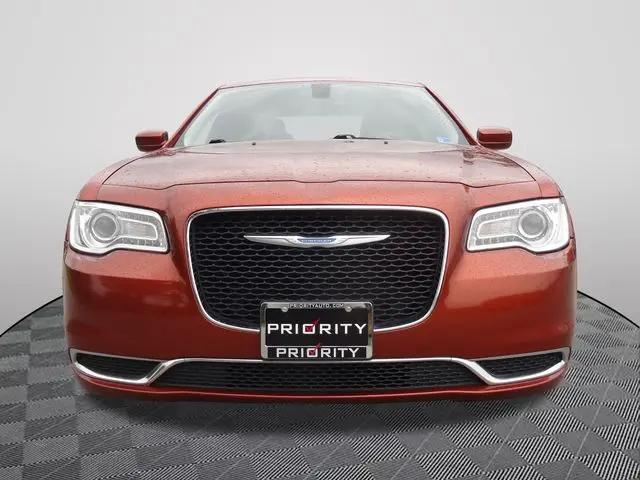 2021 Chrysler 300 Touring