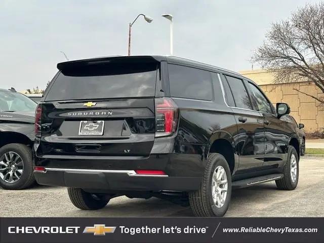 2026 Chevrolet Suburban LT, RWD