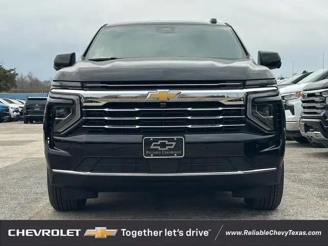 2026 Chevrolet Suburban LT, RWD