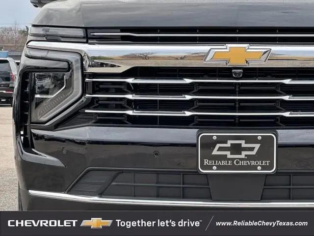 2026 Chevrolet Suburban LT, RWD