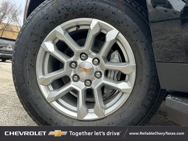 2026 Chevrolet Suburban LT, RWD