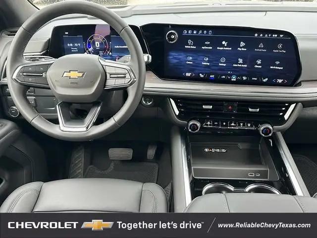 2026 Chevrolet Suburban LT, RWD