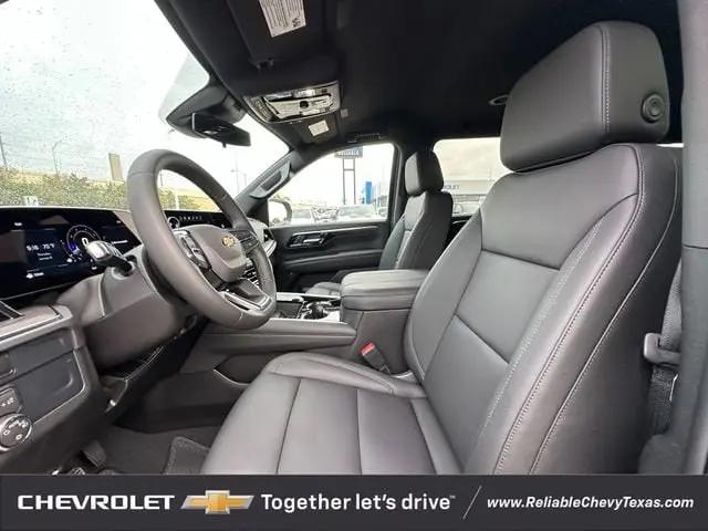 2026 Chevrolet Suburban LT, RWD