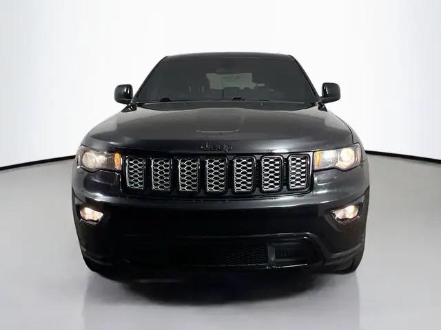2021 Jeep Grand Cherokee Laredo X 4x2