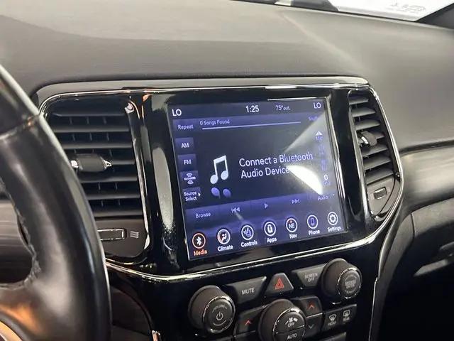 2021 Jeep Grand Cherokee Laredo X 4x2