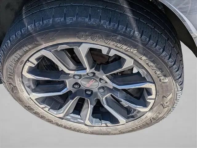 2022 GMC Yukon XL 4WD Denali