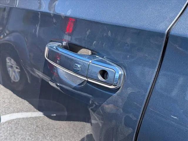 2022 GMC Yukon XL 4WD Denali