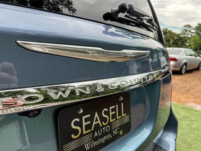 2012 Chrysler Town & Country Touring