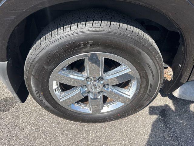 2013 Nissan Armada Platinum
